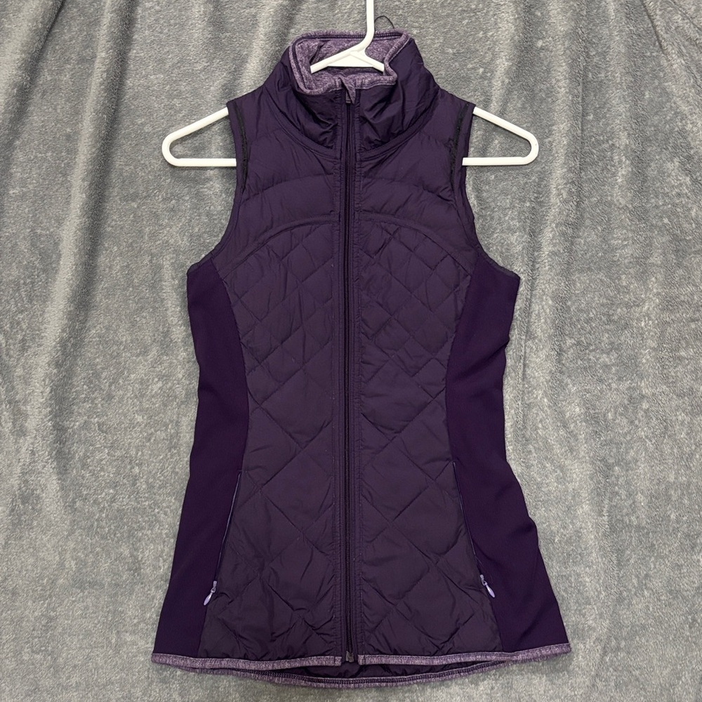 Lululemon athletica purple quilted vest size 4